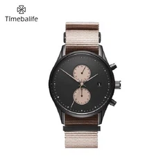 Mens Nylon Strap Watch com moldura de aço inoxidável